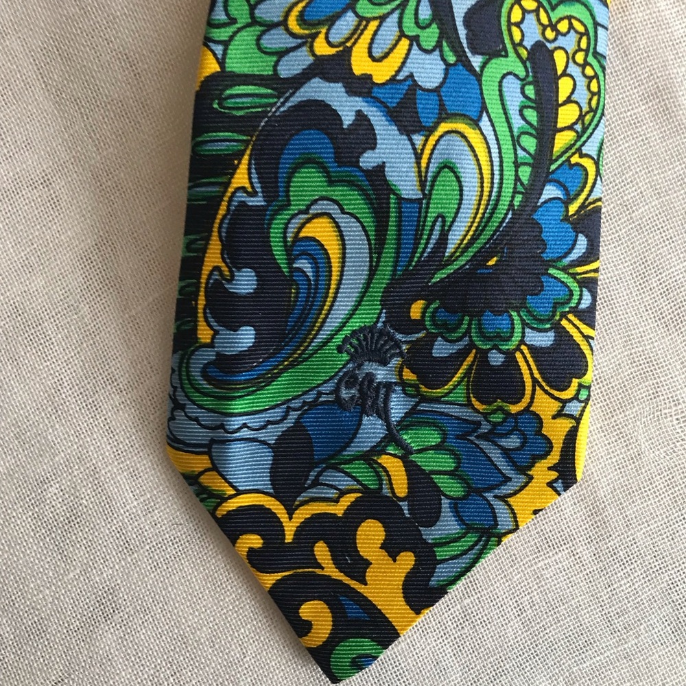 Vintage Countess Mara silk tie